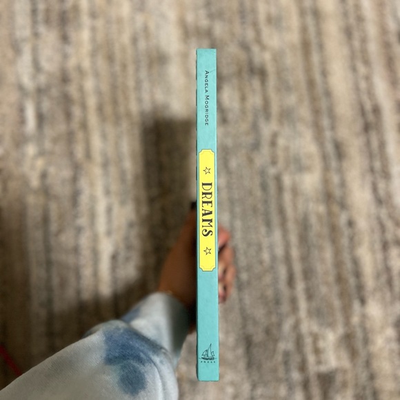 Book that explains Dreams - Picture 2 of 3